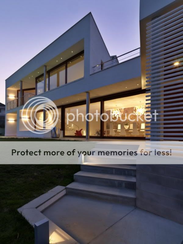 Contemporary B House in Cuneo by Duilio Damilano,