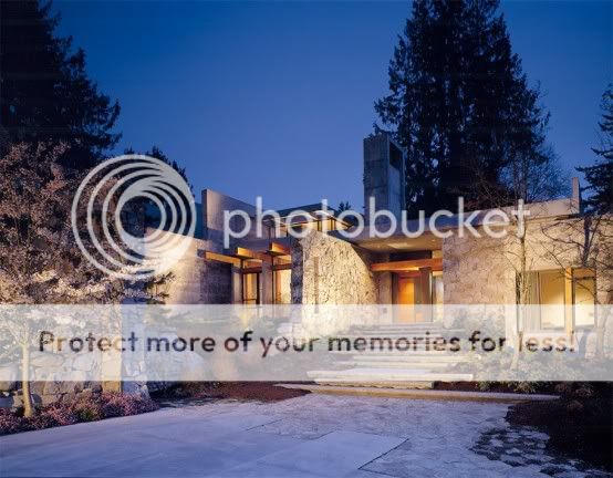 Contemporary Home for Privacy and Love of Nature,