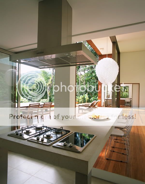 Modern house on Lush Forest by Arthur Casas