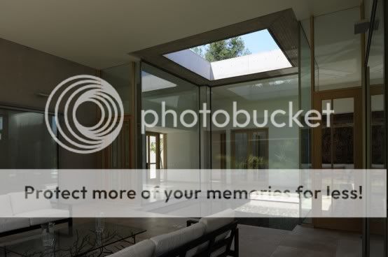 Simple House in Santiago by Izquierdo Lehmann