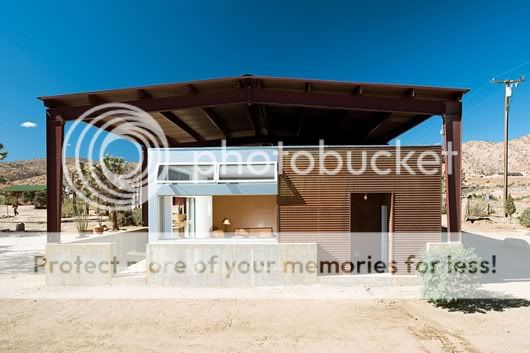 Simple Sustainable House by Lloyd Russell