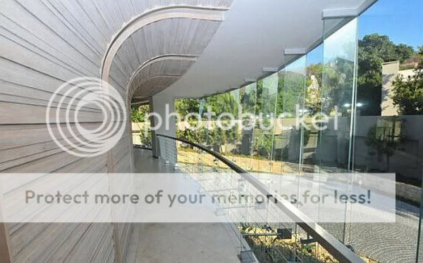 Glass House by Nico Van Der Meulen