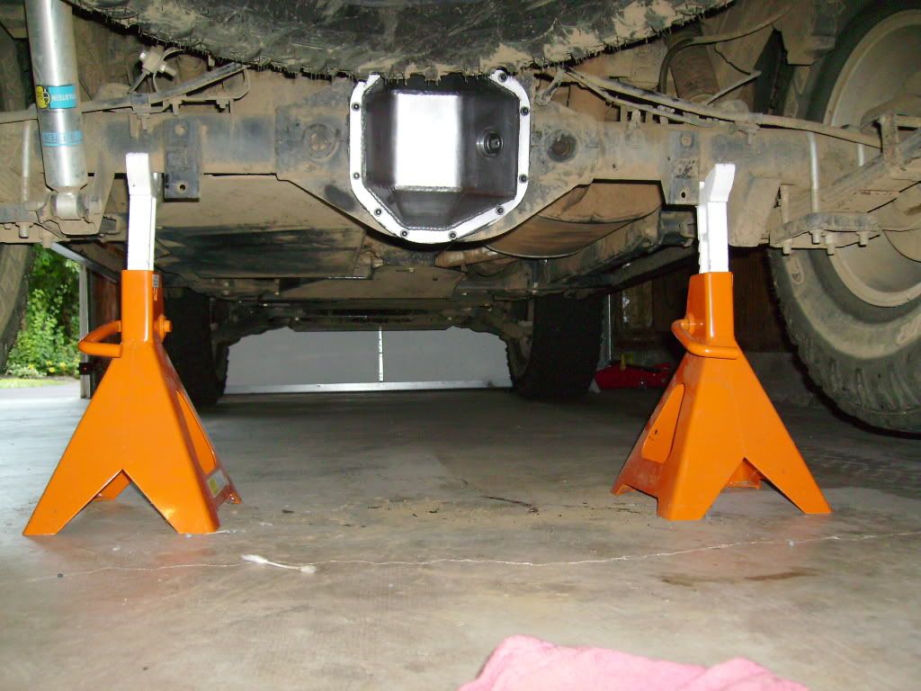 285 in The Stock Spare Location (Picture?) Second Generation Nissan