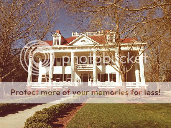 photo HistoricalLockwoodMansion.jpg